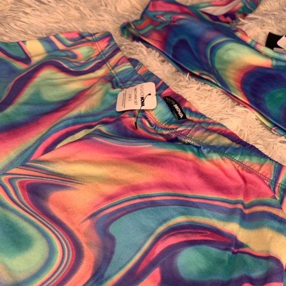 FASHIONABLE FASHION NOVA SET - Picture 2 of 6